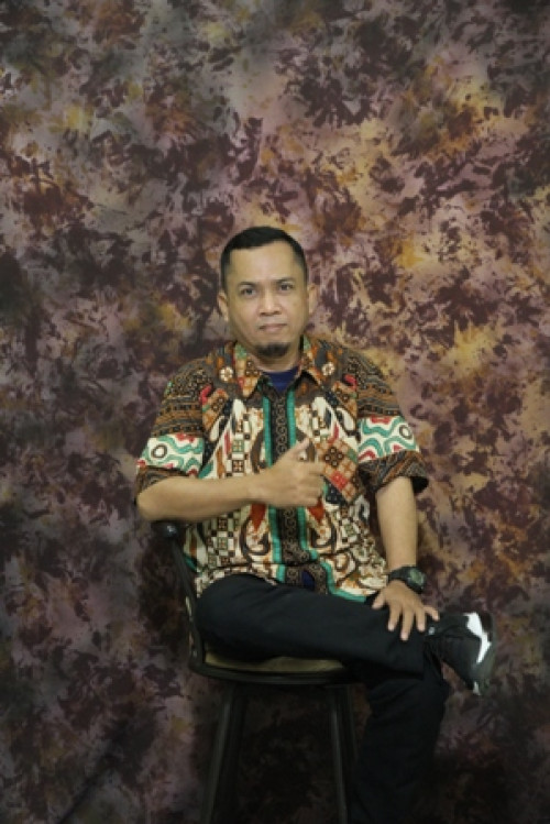 Adian Rizki Hirawan, S.Hum